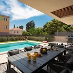 Prima Villa *