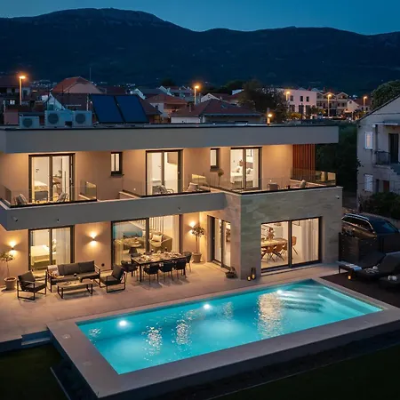 Prima Villa Kastela