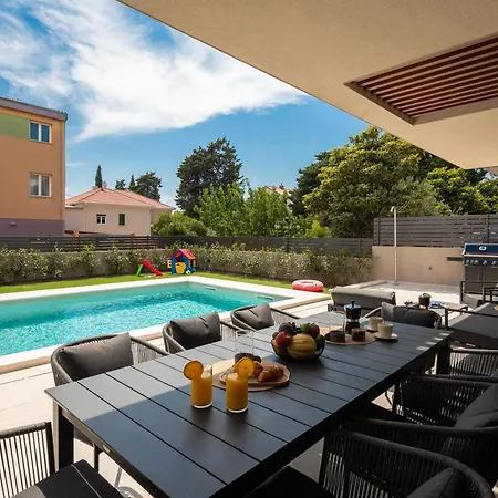 Prima Villa *