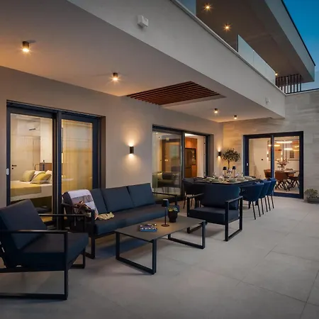 Prima Villa *